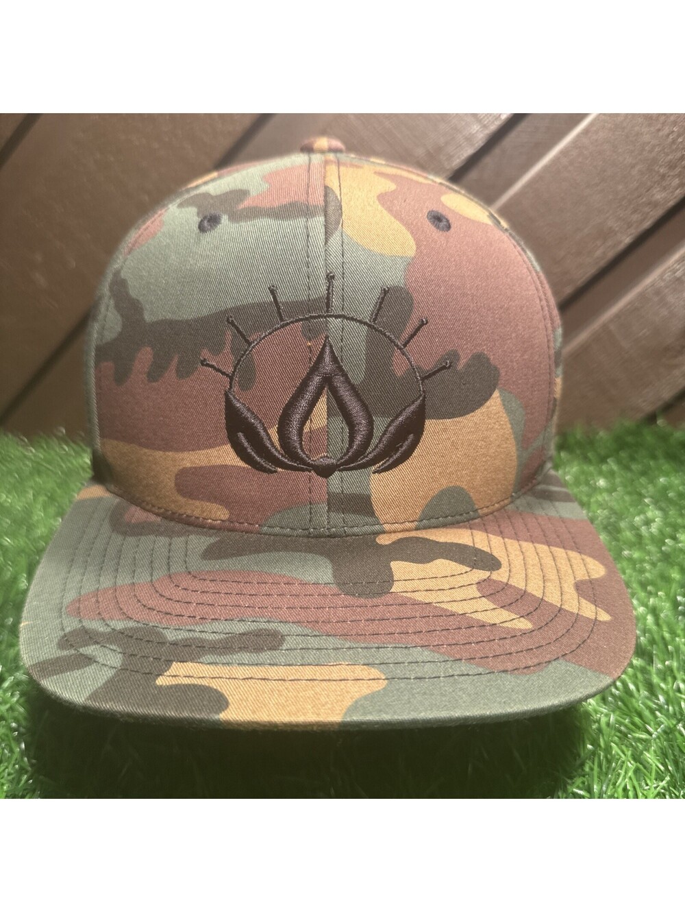 Cannabliss Clothing Camo Snapback Hat Flat Brim Streetwear Camouflage Rare Cap